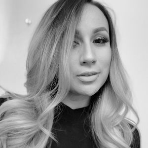 Meet your Posher, Kari